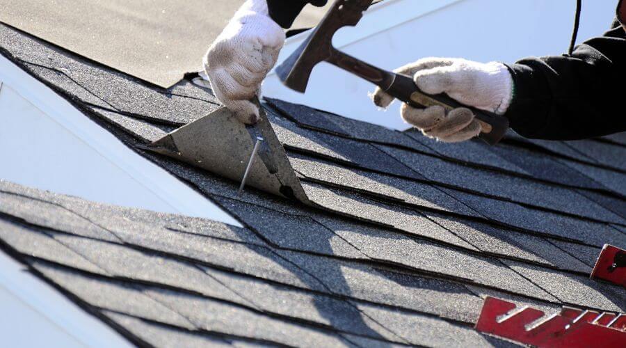 Professional gutter cleaning in Weyers Cave, VA